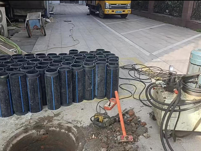 万全PE置换管厂家 DN315置换管 非开挖管短管置换